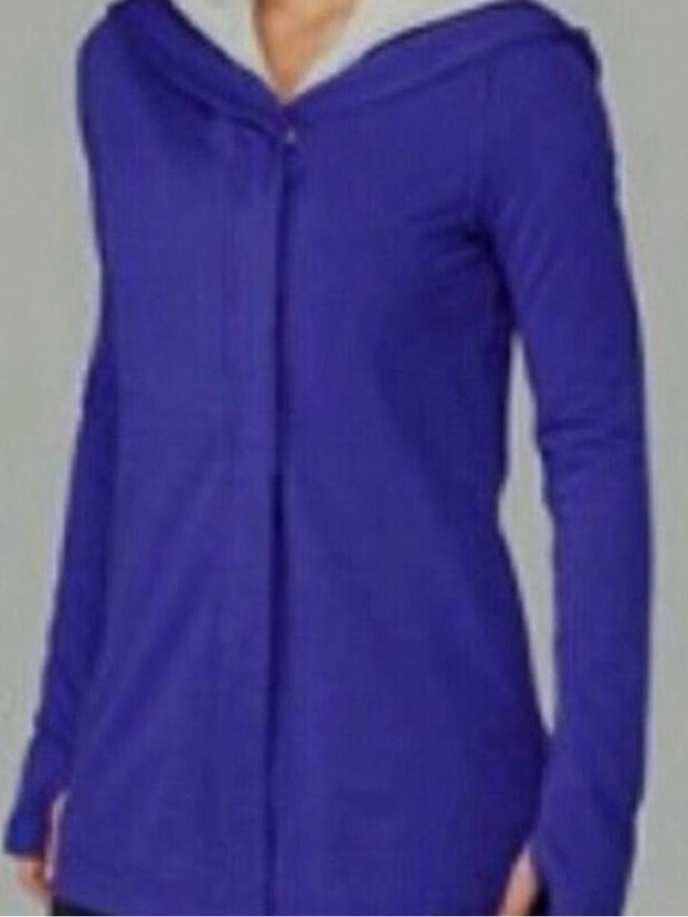 Lululemon Awareness Wrap with ombré lining.